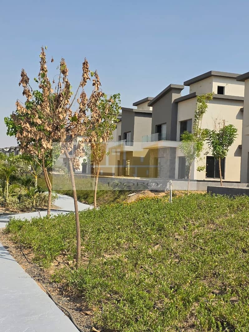 5 WhatsApp Image 2025-11-21 at 12.48. 48 PM (2). jpeg