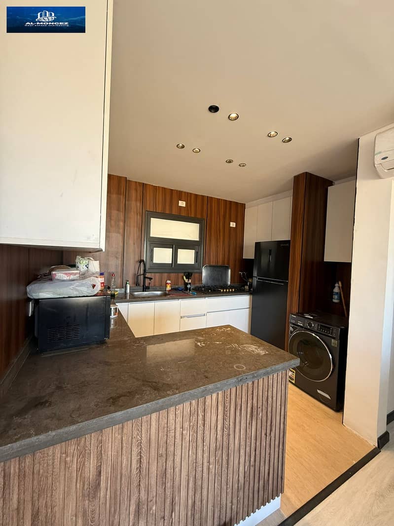 10 WhatsApp Image 2025-11-23 at 17.35. 40_f2d93d6c. jpg