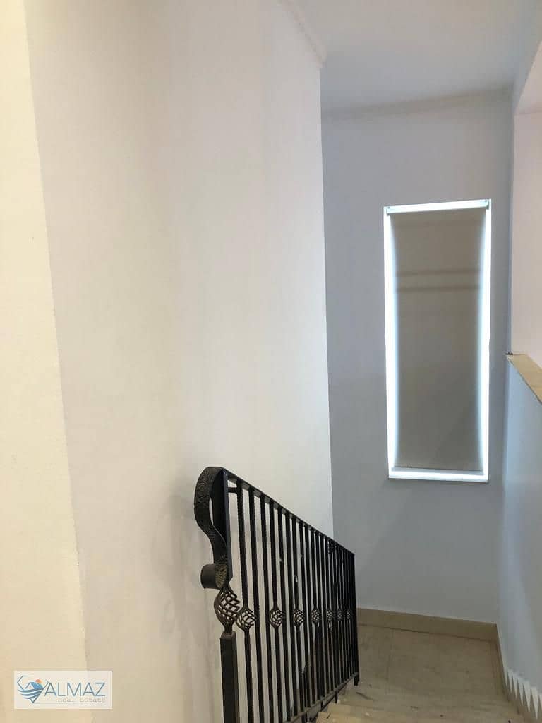 12 WhatsApp Image 2025-10-18 at 1.25. 40 PM. jpeg