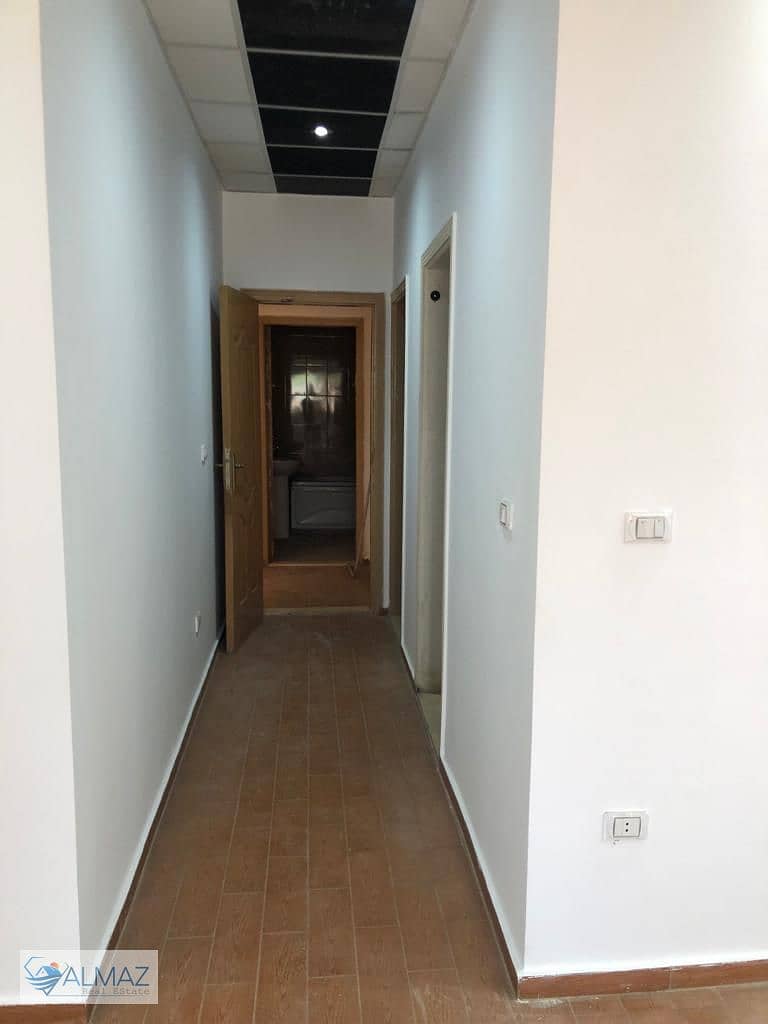 21 WhatsApp Image 2025-10-18 at 1.25. 43 PM. jpeg