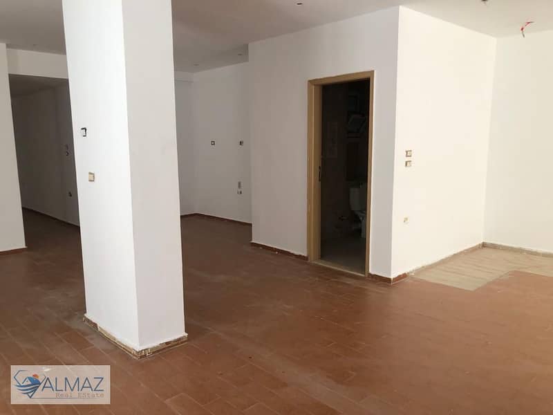 28 WhatsApp Image 2025-10-18 at 1.25. 46 PM (1). jpeg