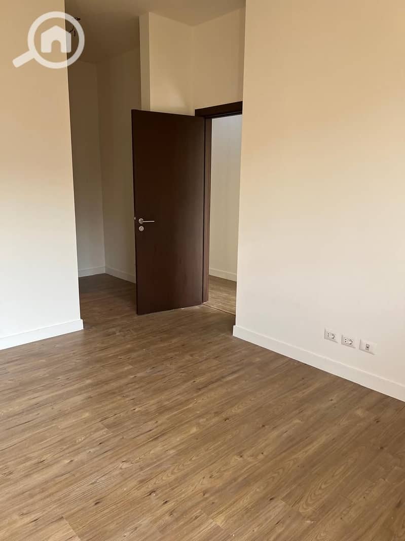 3 WhatsApp Image 2025-11-23 at 4.45. 13 PM (2). jpeg