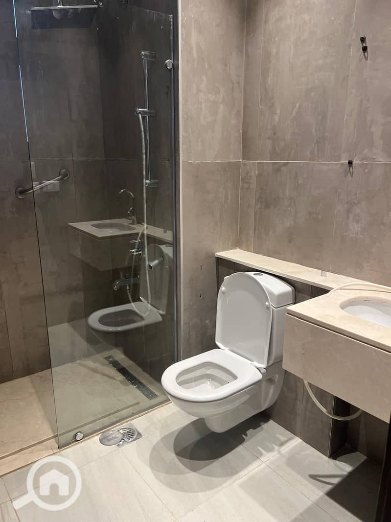 4 WhatsApp Image 2025-11-23 at 4.45. 13 PM (1). jpeg