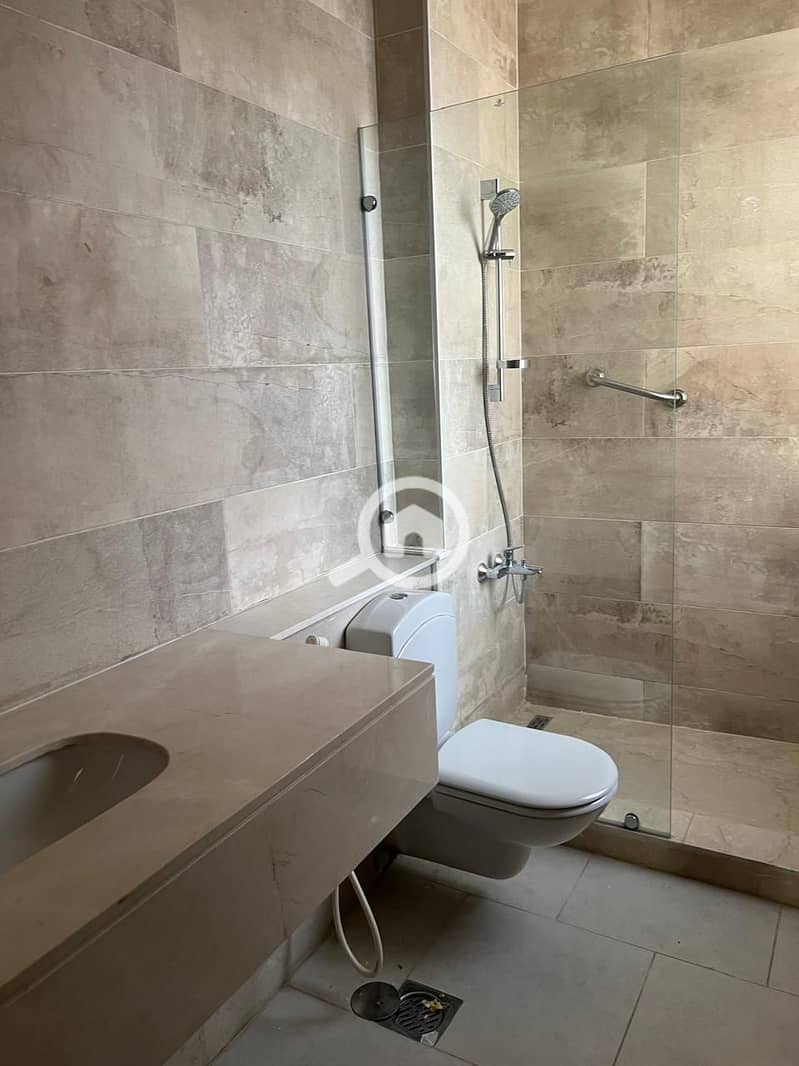 6 WhatsApp Image 2025-11-23 at 4.45. 12 PM (1). jpeg