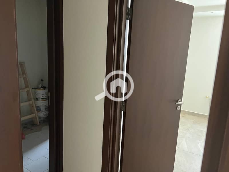 30 WhatsApp Image 2025-11-23 at 4.45. 04 PM (1). jpeg