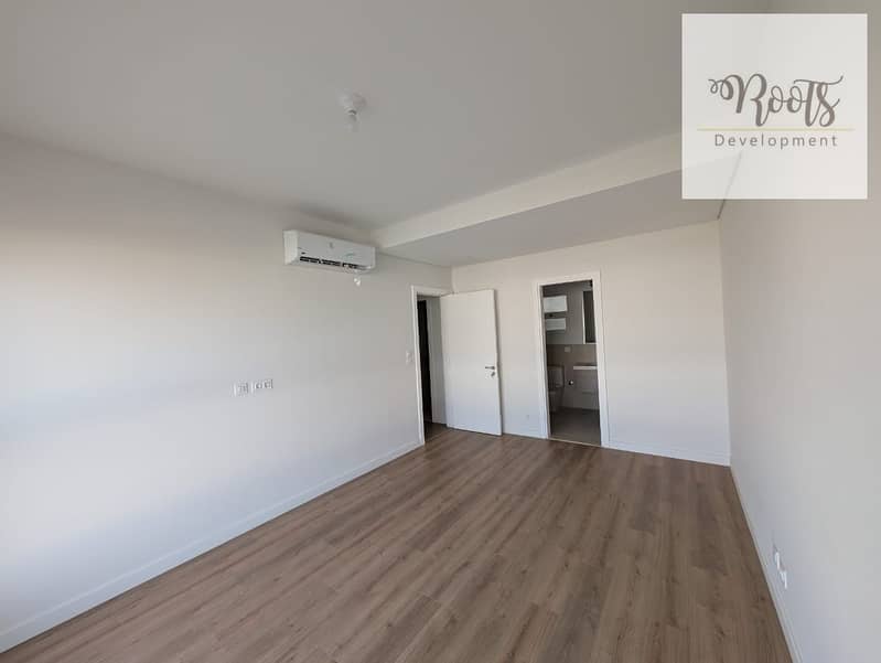 4 WhatsApp Image 2025-11-04 at 5.22. 35 PM. jpeg