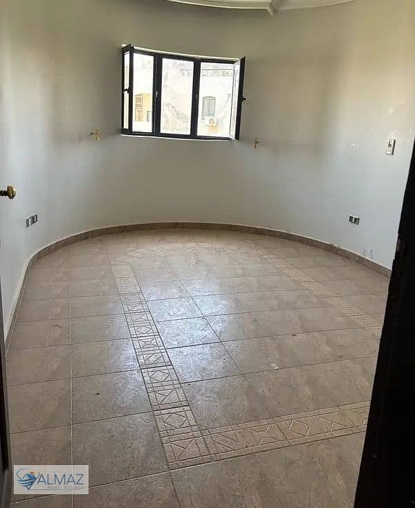 5 WhatsApp Image 2025-11-23 at 5.01. 03 PM. jpeg