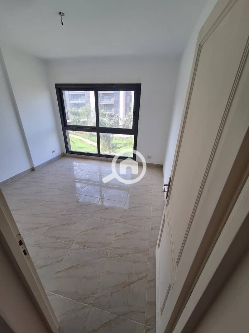 3 8eb4bb23-3d7c-4fad-af51-aaa5cc06ab87. jpeg