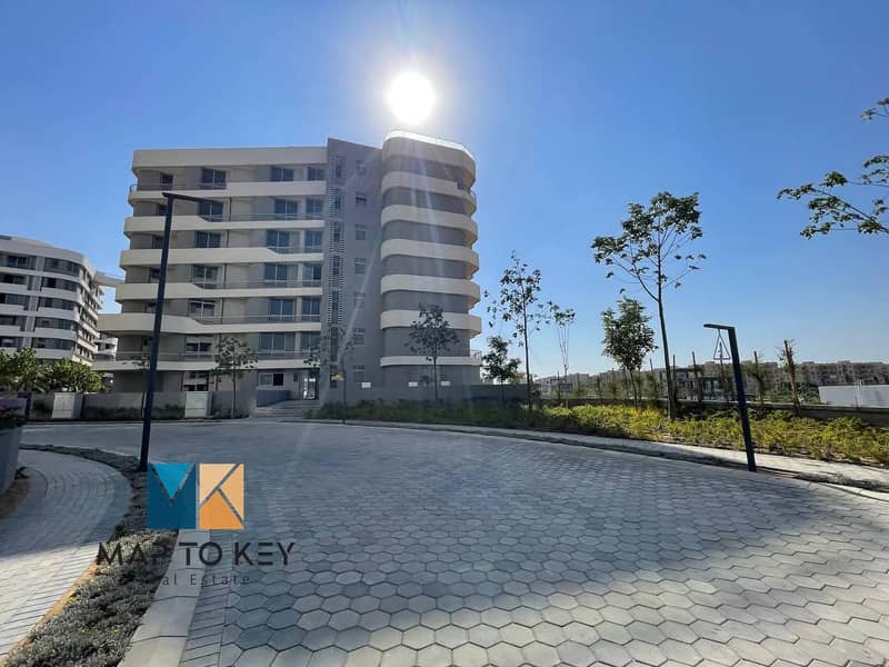 14 edf9c207-b92b-4f19-90ef-eb4e251a1839. jpg