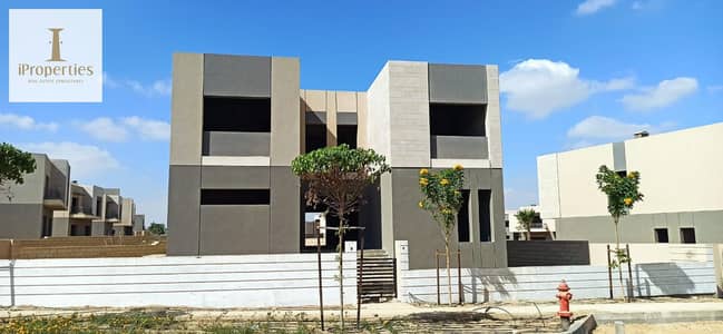 5 Bedroom Villa for Sale in Mostakbal City, Cairo - 6703e10f-0fa4-4060-81f2-9aa838ab28d8. jpeg
