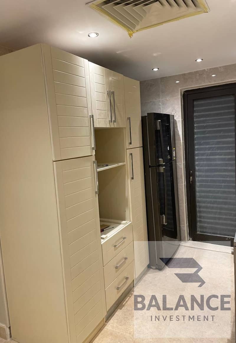 4 5699fae3-499b-47fd-aecb-ecb681533bcb. jpg