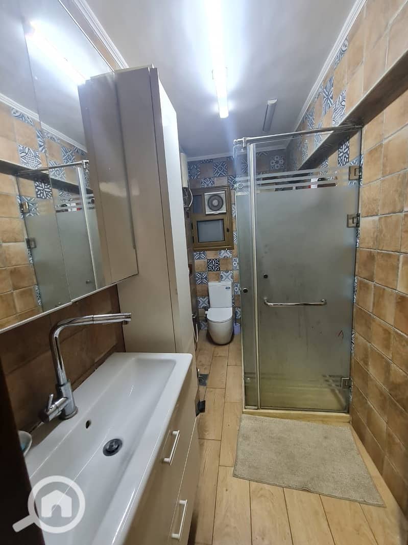 10 20e30ff9-803c-4f7b-93a3-61142bcda33f. jpeg