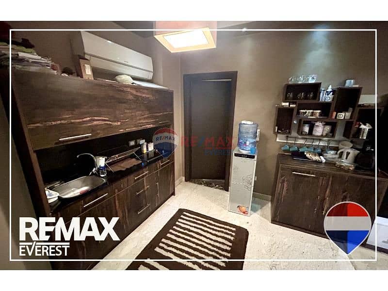 7 6b35f601-9e34-4b4c-9dd4-7c3e98120a01. jfif. jpg