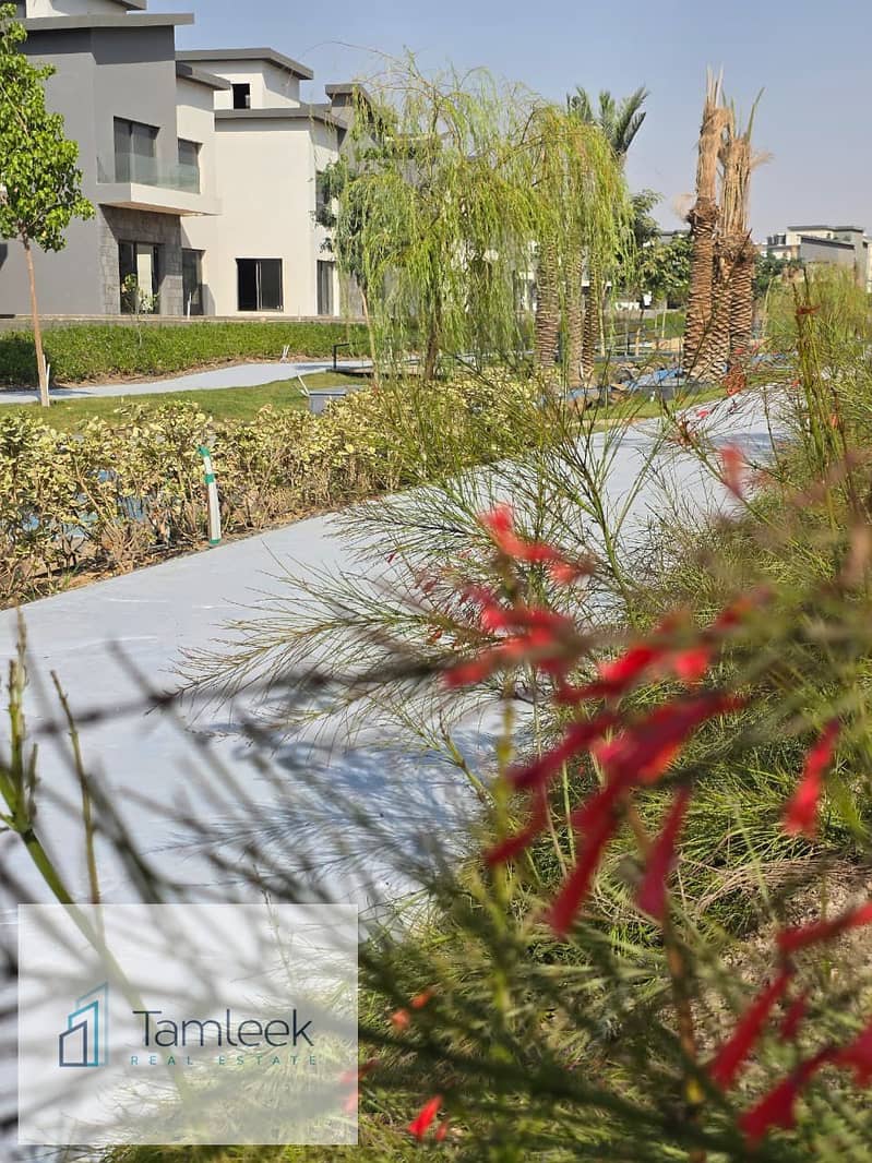 10 WhatsApp Image 2025-11-23 at 15.22. 49_71eb4cb7. jpg