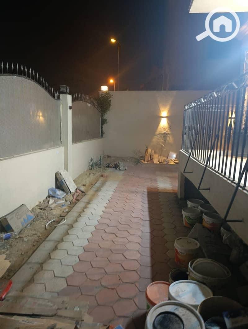 9 381a59da-8820-402e-9cb9-53c9cfc3a0c7. jpeg