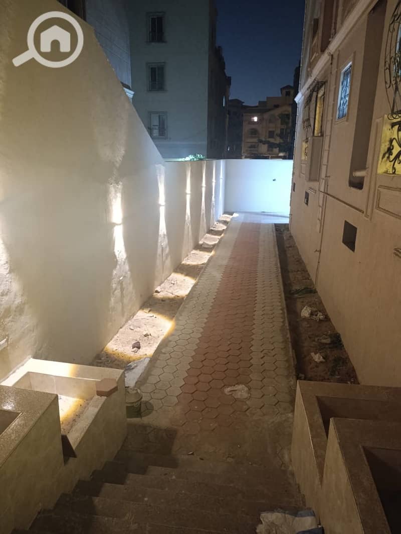 10 c15dd710-2f24-441d-8005-27bf1f082b71. jpeg