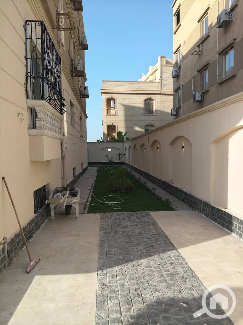 8 0b264d9d-3d33-48b3-a014-0b023b7acfbd. jpeg