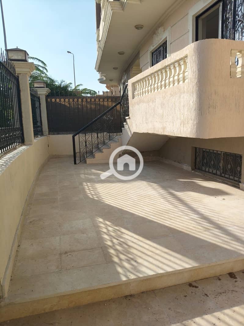 9 6f009e3c-dc16-49e4-bee6-cbe84f55d3df. jpeg