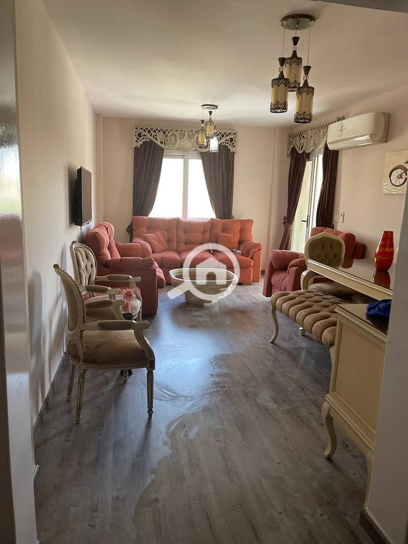 12 c99b3913-07d1-4148-a7ee-8f22027e5bdb. jpeg