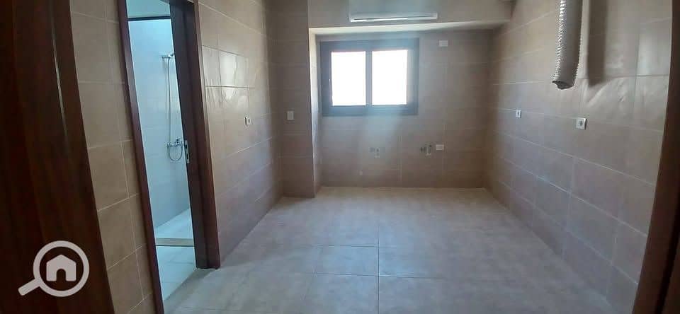 5 549290635_24590873873886567_4269223513617356166_n. jpg