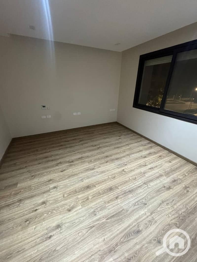 6 WhatsApp Image 2025-11-23 at 17.25. 57_7726a937. jpg