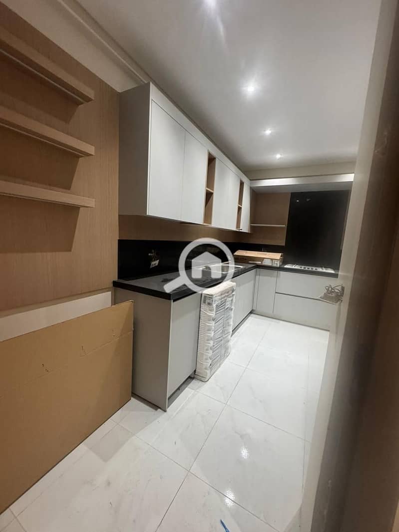 10 WhatsApp Image 2025-11-23 at 17.25. 56_e5f74004. jpg