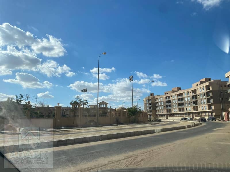 2 ee56df1f-b1a6-4d0b-81c1-3c35e277c0a9. jpg