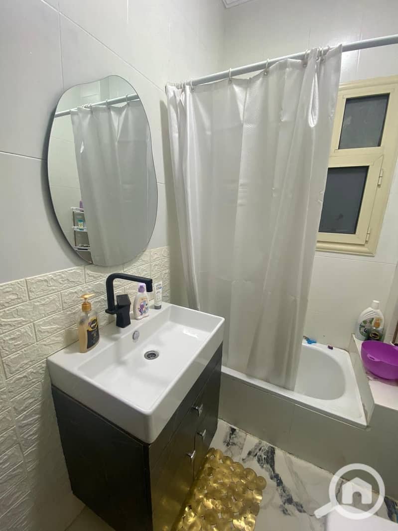 10 697afc16-7276-4b2f-ac41-ed243ad5f4f5. jpeg