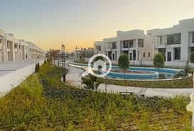 توين هاوس 3 غرف نوم للبيع في الشيخ زايد، الجيزة - download (1). jpg