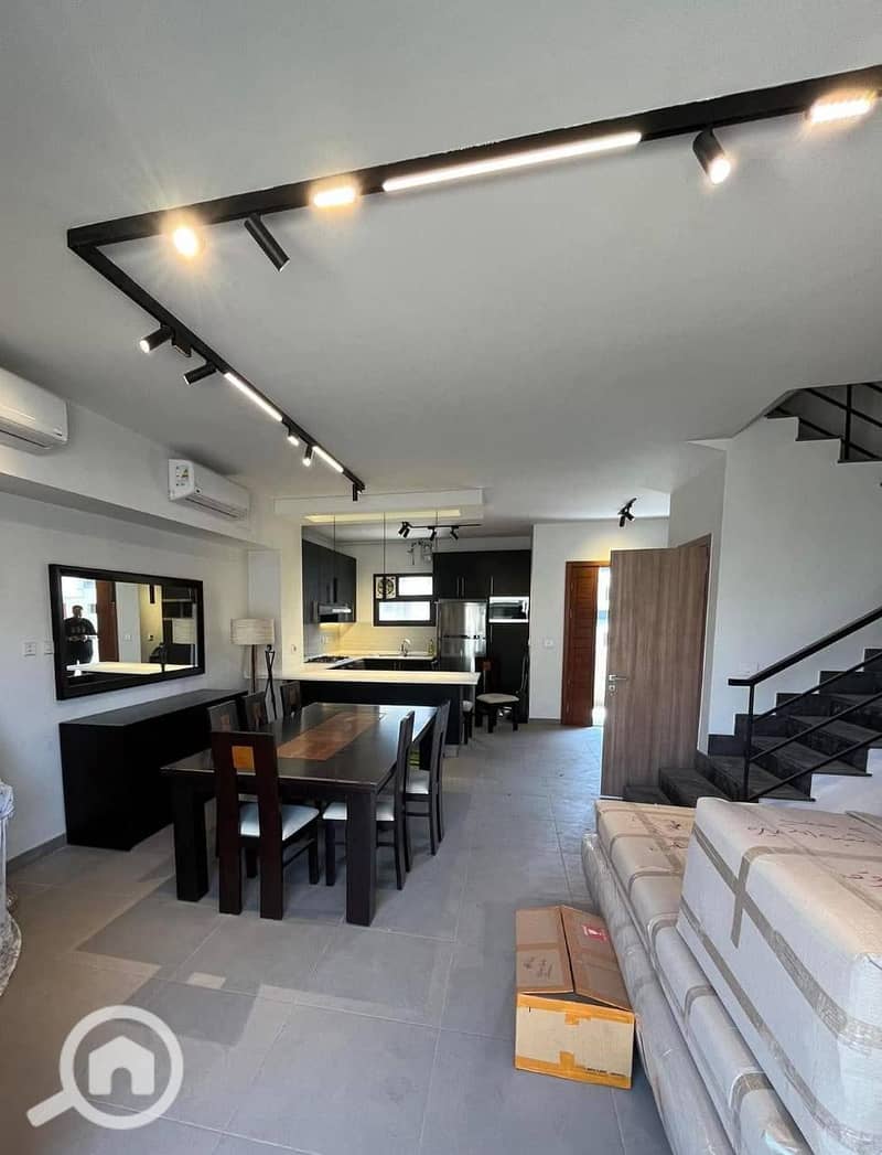 7 549153373_668030763008063_7532601395889414286_n. jpg