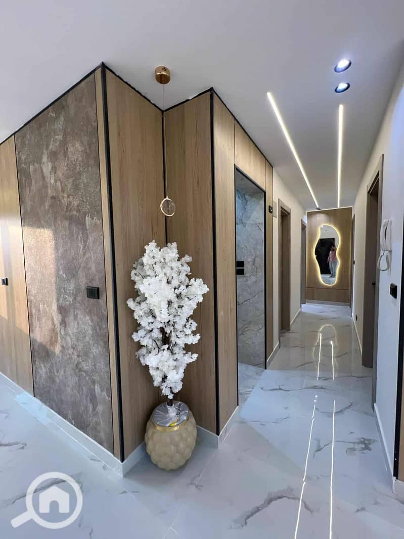 6 4dcc697d-9557-49b9-a87a-c634a77818ee. jpg