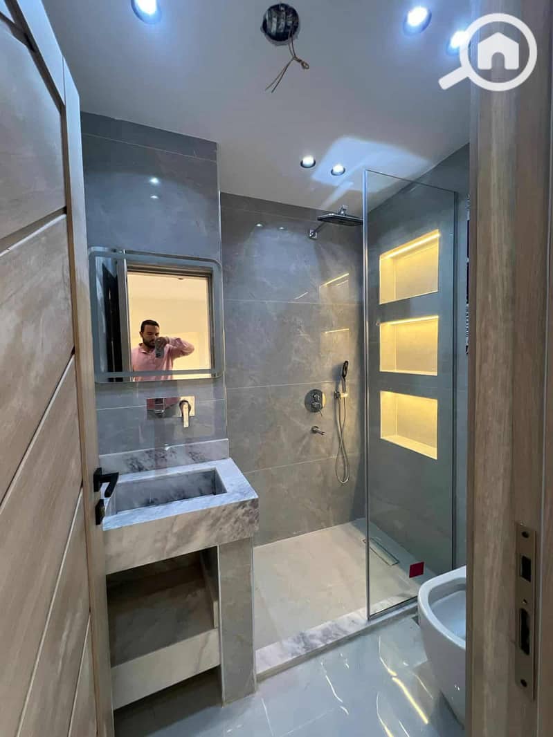 8 e3cec612-7ecf-45c3-ae9b-5fb7e50d6987. jpg