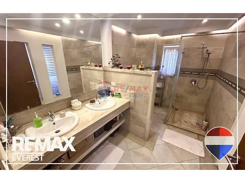 10 83d6cb3c-52ff-4153-97b3-bcc13b17560e. jfif. jpg