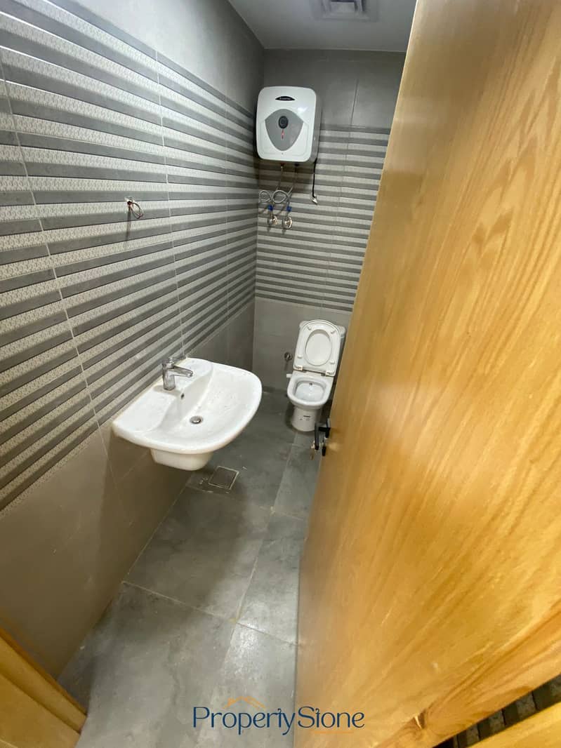 11 WhatsApp Image 2025-11-23 at 5.50. 42 PM. jpeg