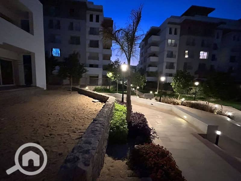 8 582770598_2276483662852112_6010376133271458048_n. jpg