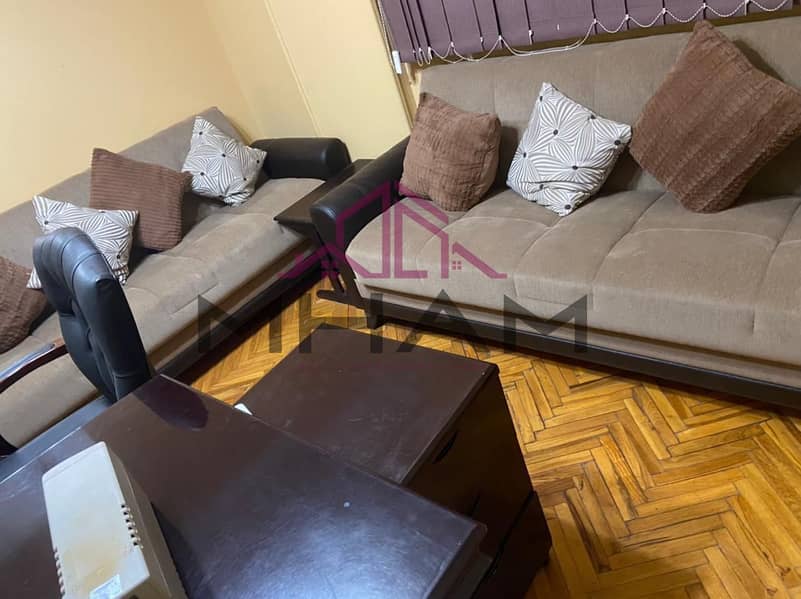 4 photo_5841628716746869664_y. jpg