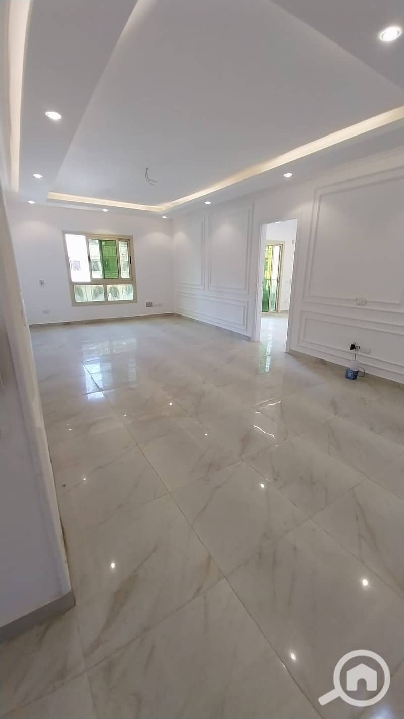 2 WhatsApp Image 2025-04-30 at 18.55. 26_e20df7a9. jpg