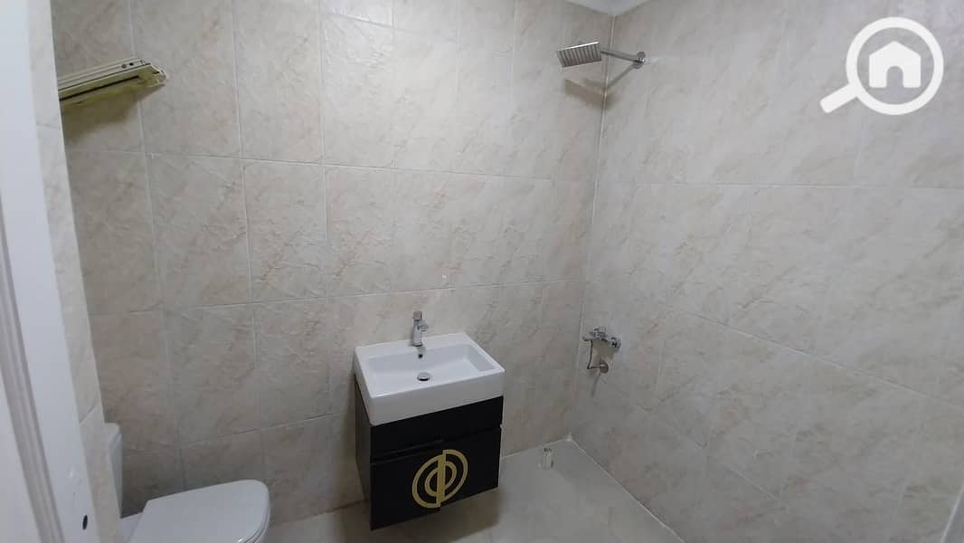 4 WhatsApp Image 2025-04-30 at 18.55. 25_d3189b84. jpg