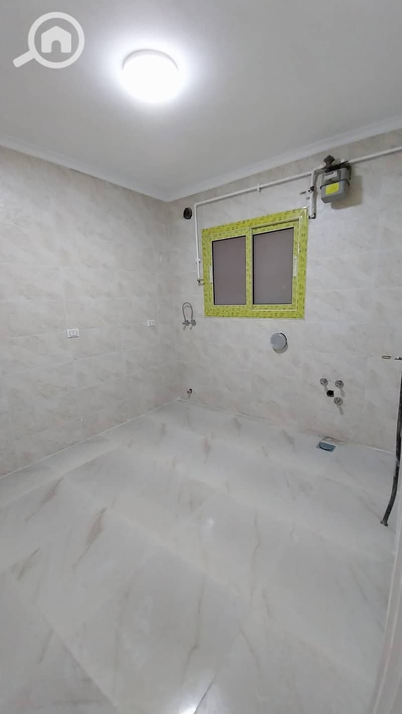 5 WhatsApp Image 2025-04-30 at 18.55. 24_a0ed57dd. jpg