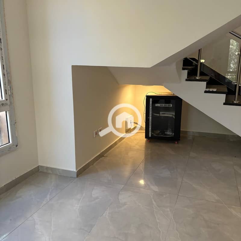 12 WhatsApp Image 2025-11-03 at 1.45. 34 PM (1). jpeg