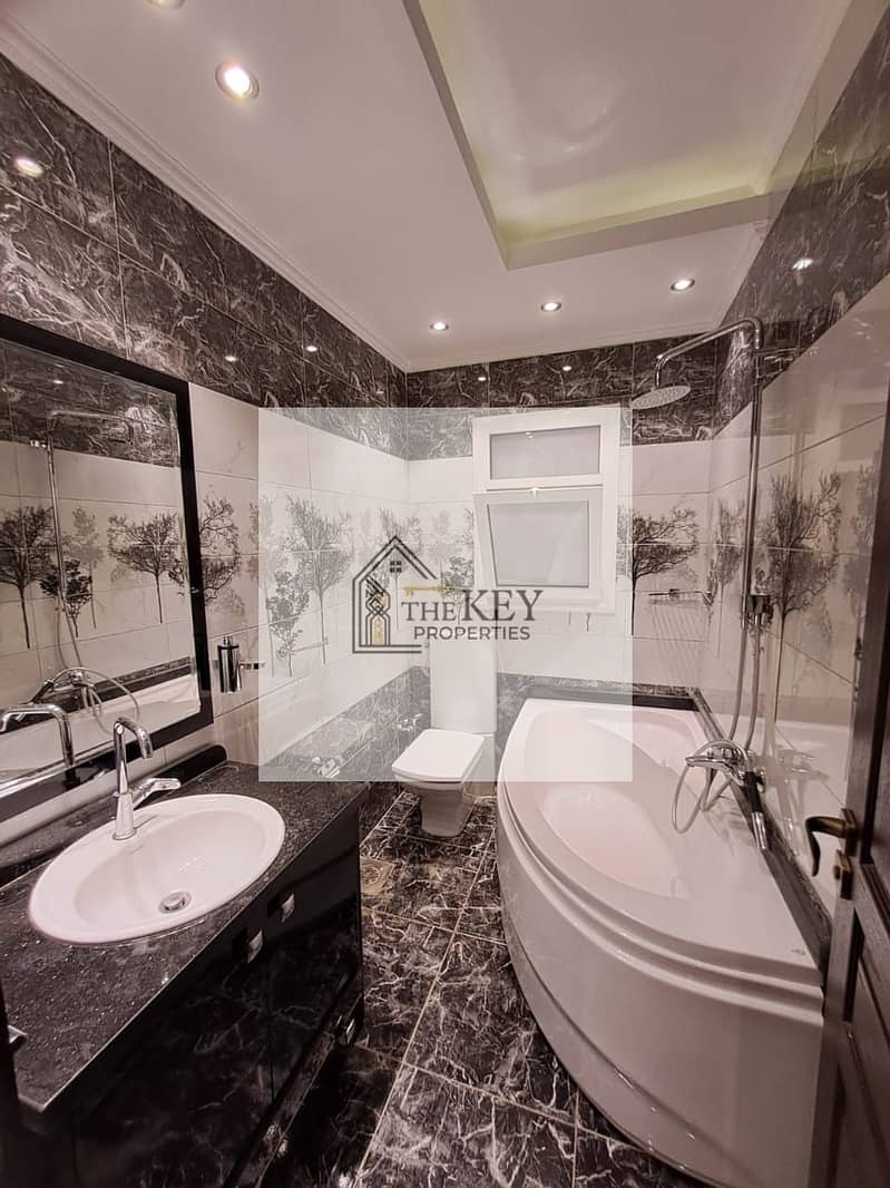 13 0a0d9be1-6ada-45c6-9f1e-bad9af429abd. jpg