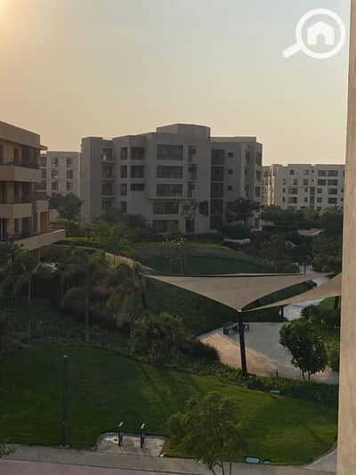 3 Bedroom Duplex for Sale in 6th of October, Giza - 5155bb94-e6d1-4c34-8ce1-47eae3bc2b22. jpg