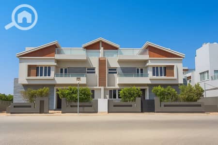 4 Bedroom Twin House for Sale in Sheikh Zayed, Giza - assets_task_01k5v941gee0cvk267642yphk0_1758631015_img_0. jpg