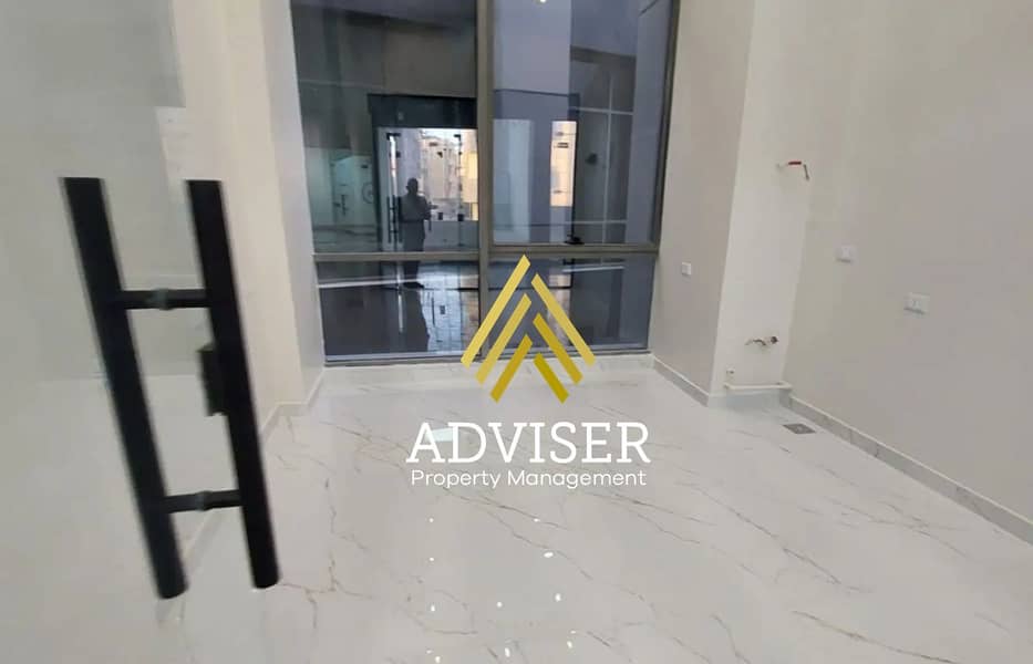 5 8305621-960cao. jpg