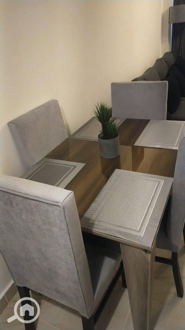 16 dc5bc333-18dd-4466-8bee-65a479972ead. jpg