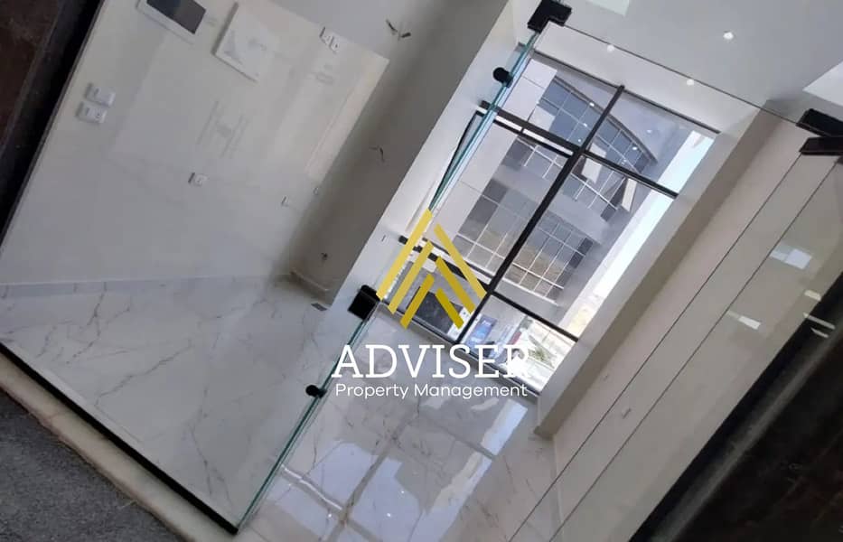 5 8305621-4c41ao. jpg