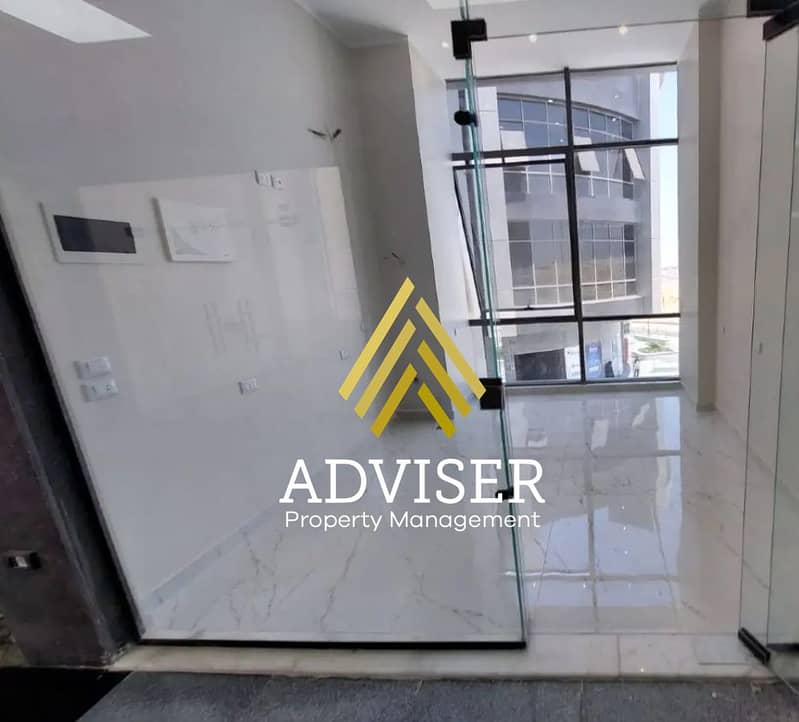 9 Ready to move finished office for sale التجمع الخامس مكتب استلام فوري متشطب  (2). jpg