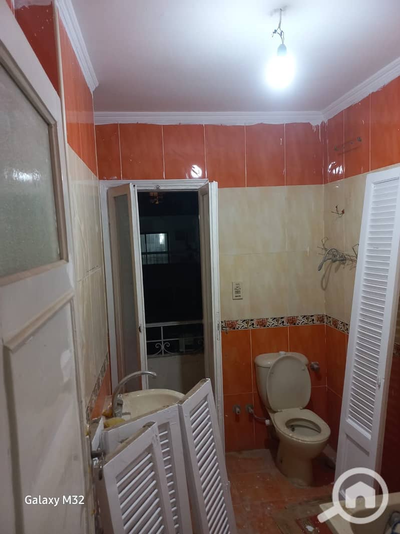 5 f12c83bf-ef92-4f0e-bd7d-9a071c64d74b. jpeg