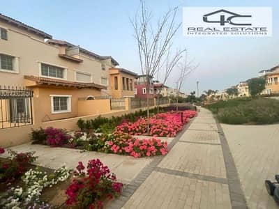 4 Bedroom Townhouse for Sale in New Cairo, Cairo - WhatsApp Image 2024-09-18 at 12.53. 19 PM. jpg 4 Bedroom Townhouse for Sale in New Cairo, Cairo - WhatsApp Image 2024-09-18 at 12.53. 19 PM. jpg