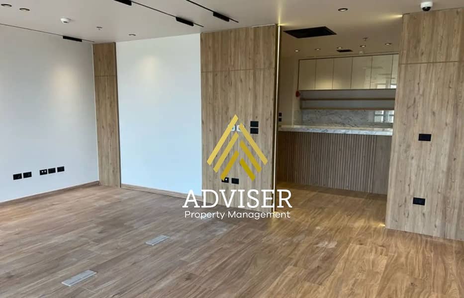 3 8294343-6ed0co. jpg